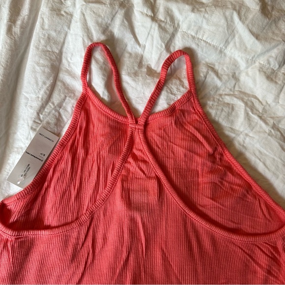 NWT❗️ women’s trapeze style tank - Picture 4 of 4